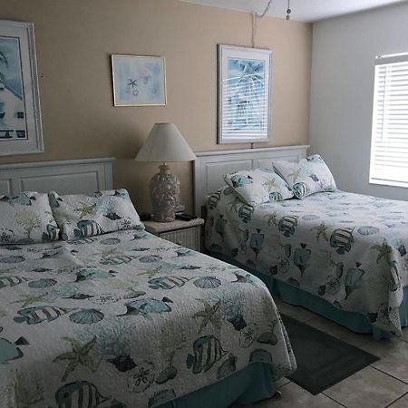 Coconuts Beach Resort Anna Maria Exterior foto
